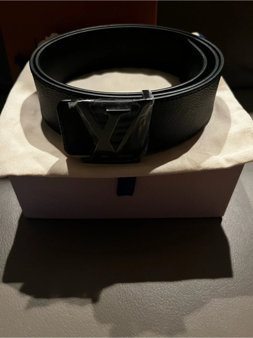Louis Vuitton Black Leather Belt with Blavk LV Initial Buckle